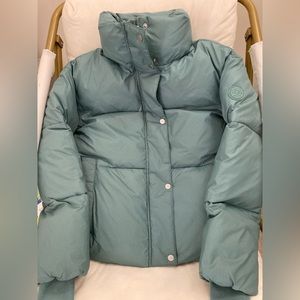 NWT UGG WOMEN VICKIE PUFFER JACKET AVR S